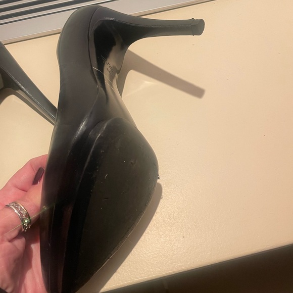 Armani black leather shoes -like new - Picture 4 of 5